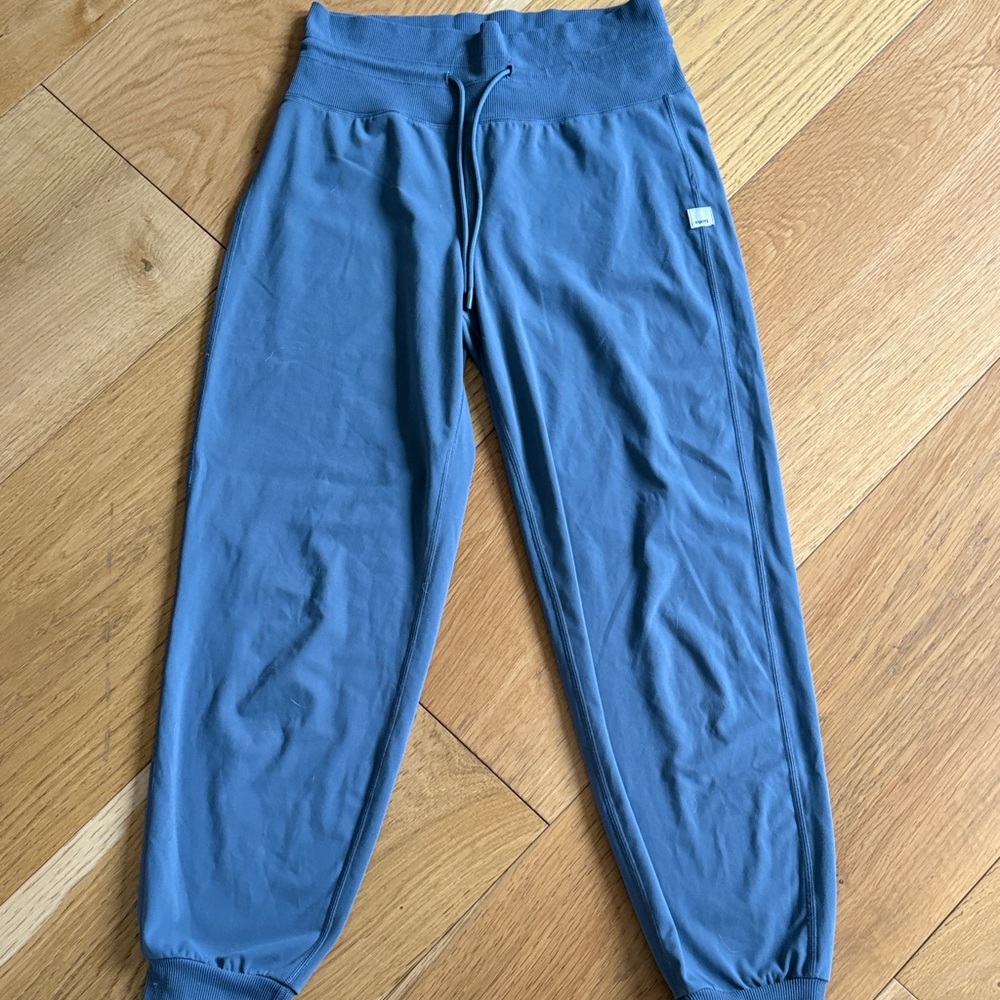 Vuori xs blue track pants